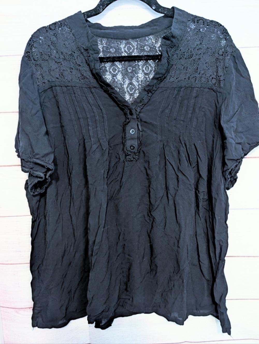 Women’s Black Lace Yoke Short Sleeve Blouse Size 2X